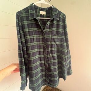 Blue, green and black flannel.  Looks great with leggings!